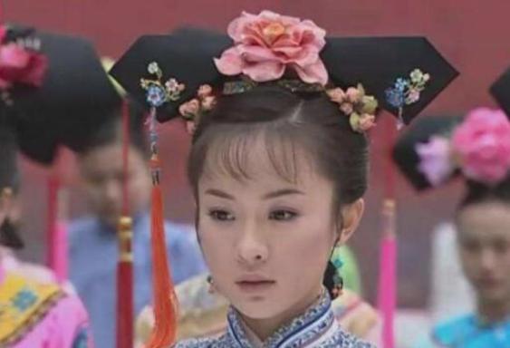 清朝姐妹花同进后宫,姐姐当皇后,妹妹无宠无子