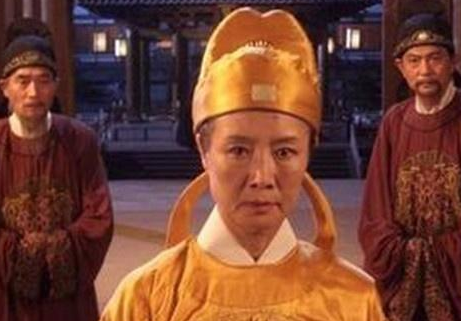 武则天身为女性却能当上皇帝 期间为何没有人反抗