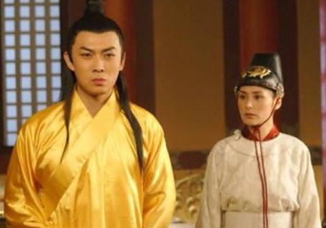 武则天身为女性却能当上皇帝 期间为何没有人反抗