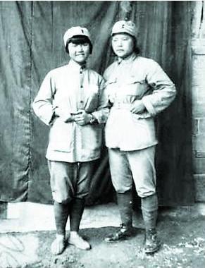 张露萍:女本柔弱,为国则刚