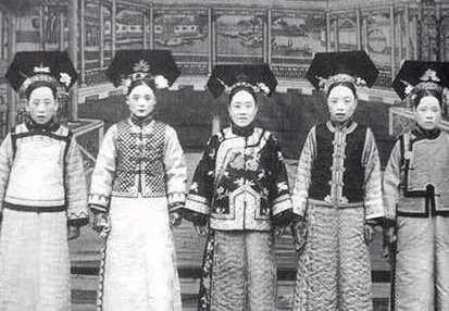 清朝选妃前,需要经过考核吗