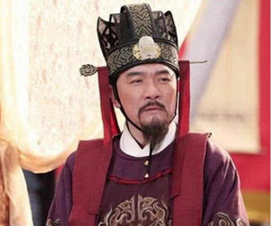 宰相临死对儿子说把珍宝摆在灵柩上,家族得以活命