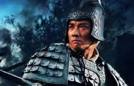 马超和赵云都是猛将,为何刘备却很少重用他们呢