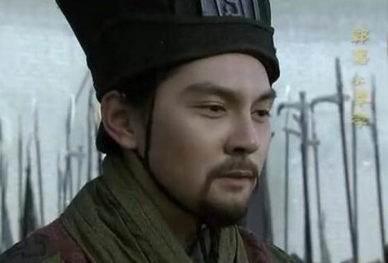 对曹操影响最大的谋士是谁