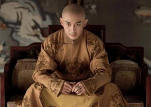 清朝一位皇帝丢了很多领土,为何在历史上还那么出名