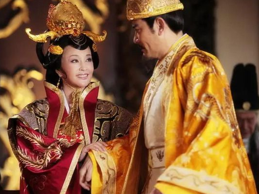 武则天废掉太子李贤,为何还逼他自杀