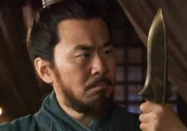 历史上刺杀董卓的是人是曹操吗