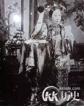 慈禧的私密生活：慈禧在储秀宫女人味的十年生活