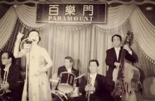 父亲富可敌国,他一晚就输掉北京100幢房子