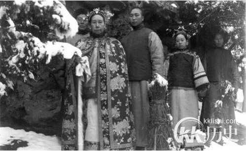 慈禧太后脾气暴躁 第一次坐汽车就得了“路怒症”