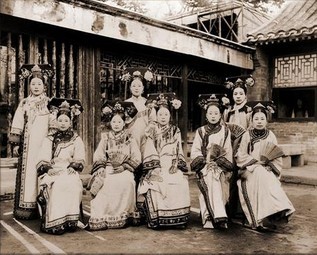 1992年故宫显现宫女灵异事件照片