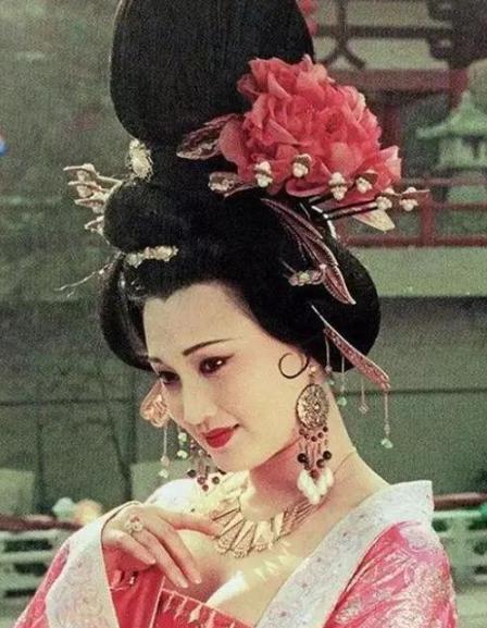 都说唐朝以肥为美，你知道唐朝第一美女杨贵妃多重