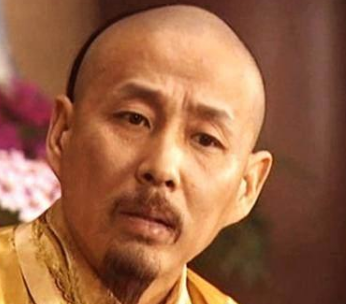 历史上孝庄文皇后与康熙是什么关系  让她死后整整停灵了37年才下葬