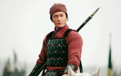 岳飞和韩世忠相比 到底谁的官职更高一些