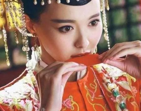 古人用的口红究竟是用什么材料做的 其点唇式样是什么样的