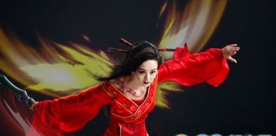 电视剧《花千骨》中的花千骨和妖神有什么关系？