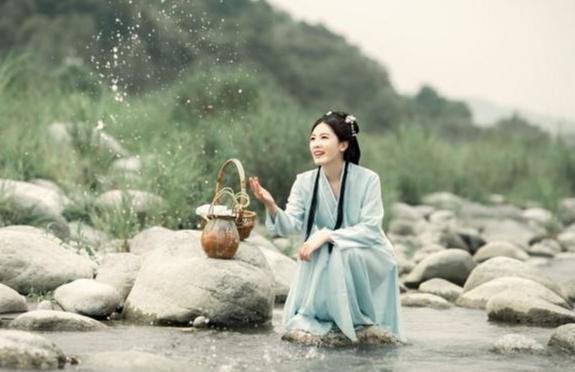 西施服侍了夫差近二十年，他们之间有感情吗