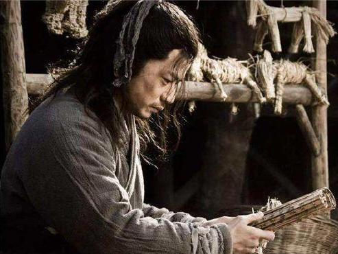 “成也萧何败萧何”是为何?后半句道出实情,可惜大部分人不懂?