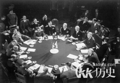 波茨坦会议三巨头？波茨坦会议开幕式