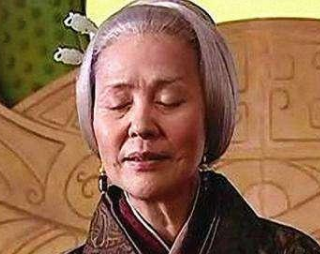 郅都抗旨营救妃嫔，事后非但没有怪罪还被赏赐，是为何