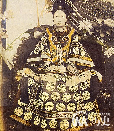 清朝的皇后拿多少工资？揭秘慈禧的工资