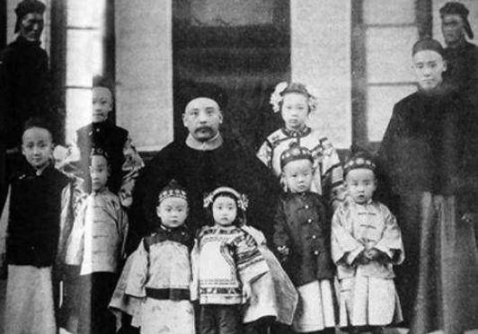 她连生四女主动为丈夫纳妾,最后丈夫却赶走四个小妾