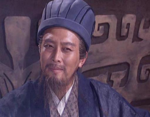 刘备去世后各地叛乱,诸葛亮等了两年才出手
