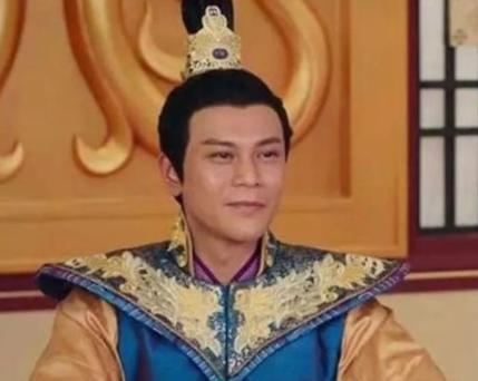 李成器心甘情愿不当太子，把太子位让给弟弟，弟弟登基后成为千古一帝