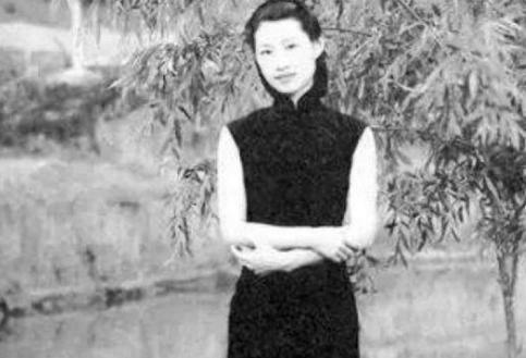 盛宣怀家里的两个女佣,其中一个生下了赵四小姐