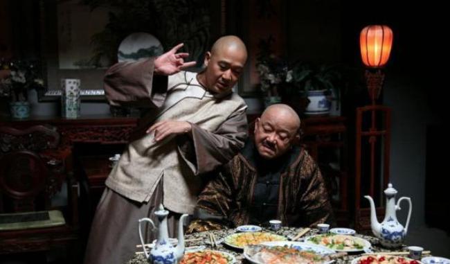 历史上真实的纪晓岚真的敢与和珅叫板