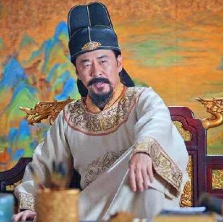 赵光义小时候在龙椅上玩,然后就成功继位了