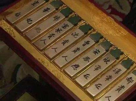 揭秘皇帝的日常 他们的真实生活确实这样的