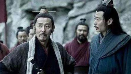 刘邦既然防备萧何 为何还要给他首功呢