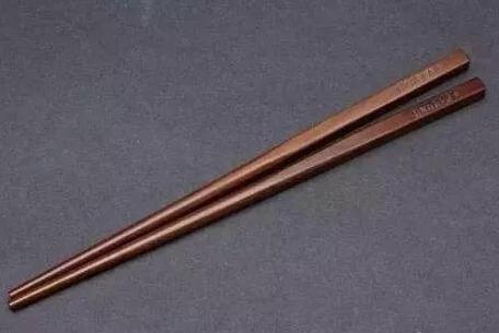 中国人用了3000年的筷子是谁发明的?没想到是这个女人!