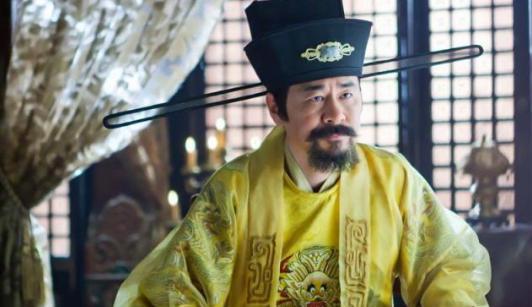 他是赵匡胤的心腹，骤登高位被贬！父亲早就料到结局！