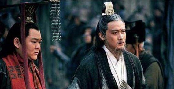 她是关羽的女儿,拜赵云为师后成为大将