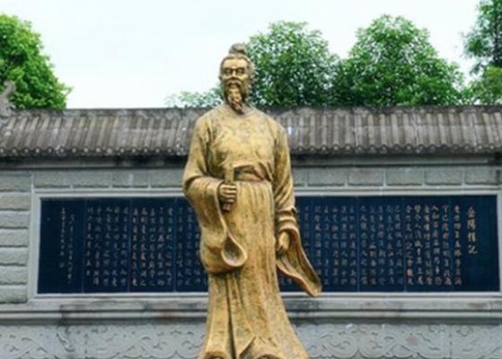 此人犯了死罪,皇帝知道他名字后竟免他五次不死