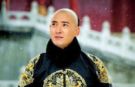 清朝八大铁帽子王中由于代善一直低调的夹着尾巴做人 最后高寿善终