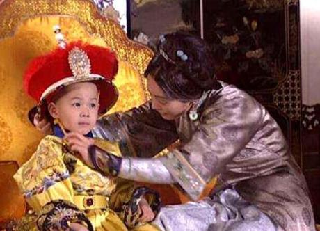 历史上的孝庄和多尔衮是什么关系 真的和电视剧一样是青梅竹马吗
