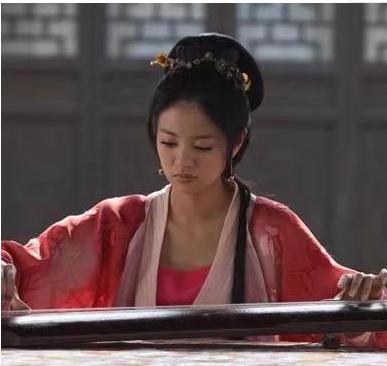 陪嫁宫女的作用是什么?公主出嫁前，让陪嫁宫女伺侯驸马一晚