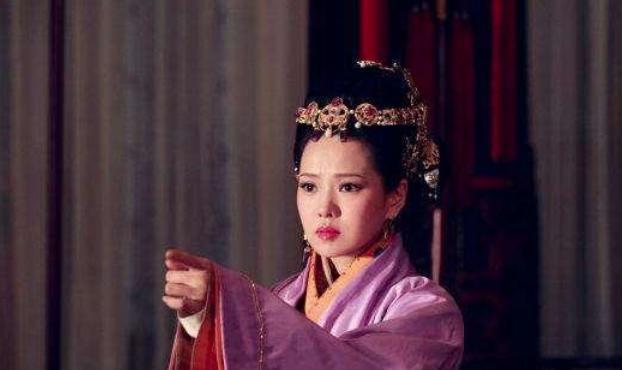 宠妃被太后照顾周全，太后一死，她就被后宫妃子害了