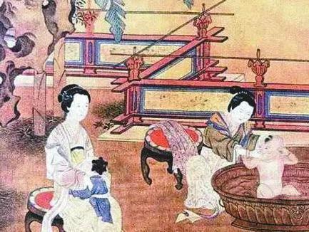 古人洗衣服到底用什么 当时到底有什么洗涤剂呢