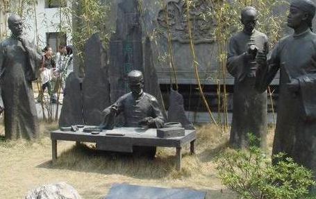 王锡爵的亲属成员有多少人 有关于他的史藉上的记载分在什么地方