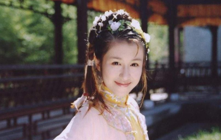 她是乾隆最疼爱的女儿,一辈子平安幸福