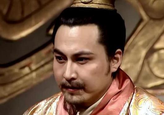 三国美女蓬头发垢却吸引了他的注意,最后因不肯做皇后被赐死!