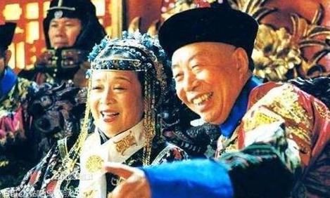慈禧第一次看到电灯泡是什么样子 惊叹的说出:发光的茄子