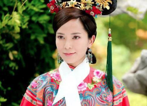 穆嫔:未选秀直接入宫的妃子,为65岁康熙连生两子