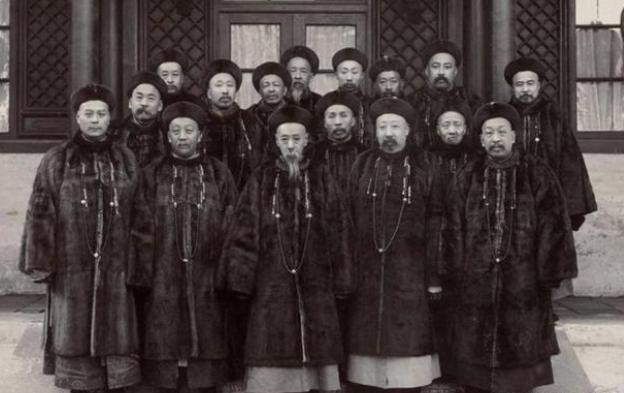 晚清贪官奕劻,明目张胆的收受贿赂还没人管