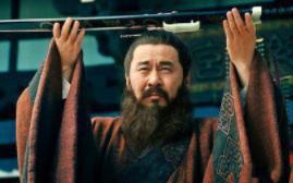 曹操出征时夏侯惇驻守差点全军覆没,曹操不罚反赏是什么操作