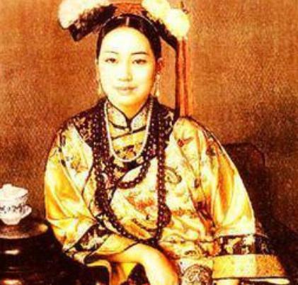 慈禧身体不适宣太医看病 太医只说了两个字就被杀了